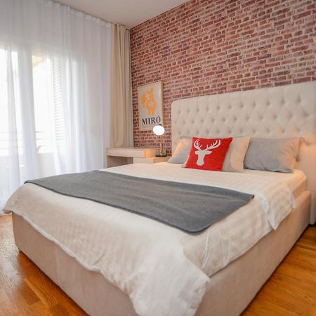Lovely Apartment At City Quart 포드고리차 외부 사진