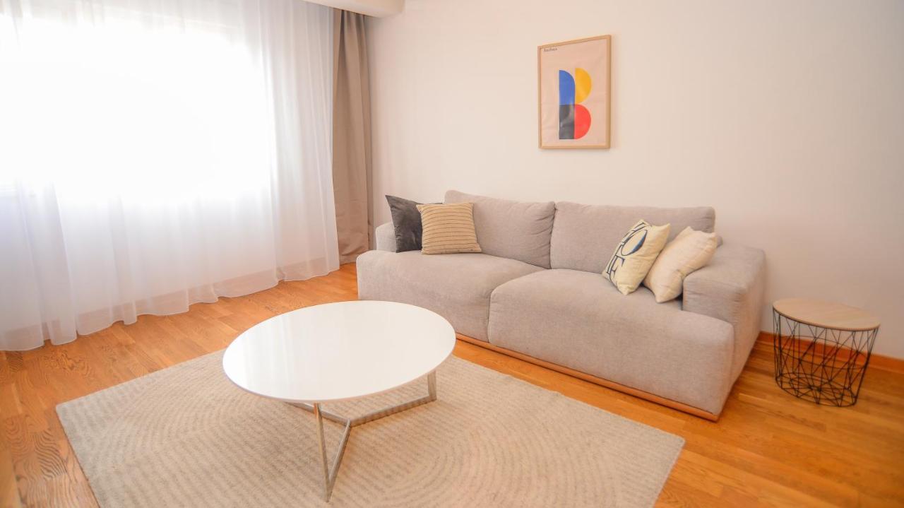 Lovely Apartment At City Quart 포드고리차 외부 사진