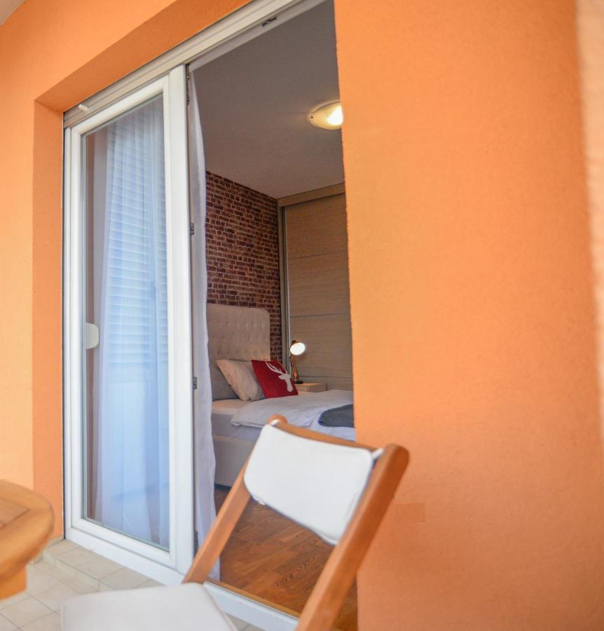 Lovely Apartment At City Quart 포드고리차 외부 사진